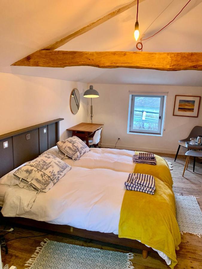La Rive Chambre D Hotes The Riverside Retreat Жарнак Екстериор снимка